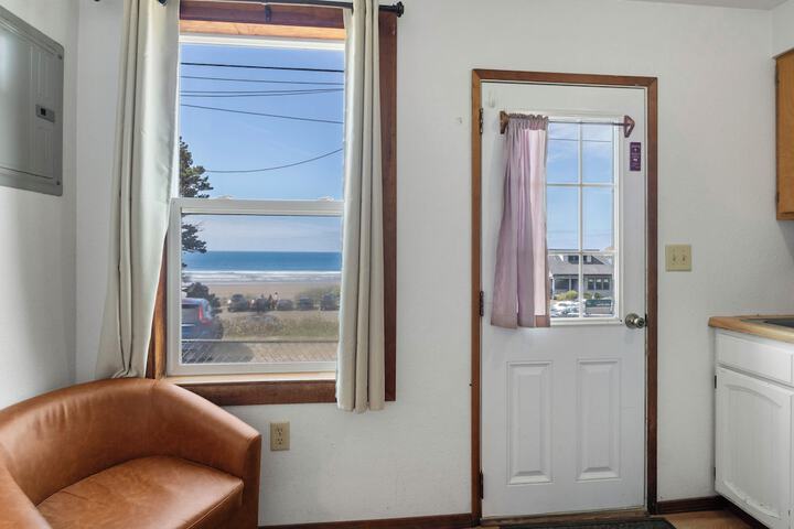 Oceanside Ocean Front Cabins