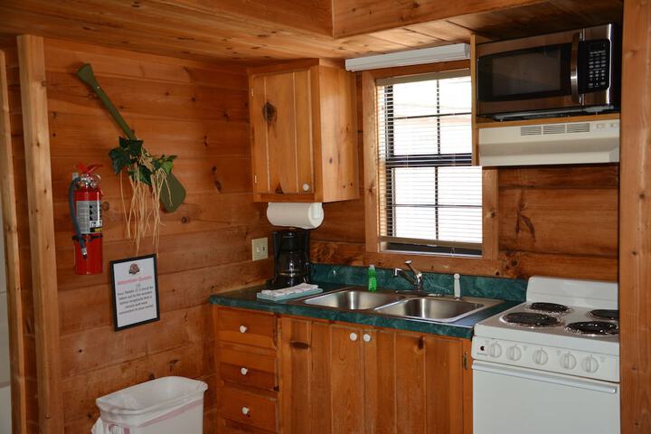 Camp Mack Lodge Marina & RV Resort