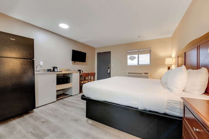 Room 18 of 42