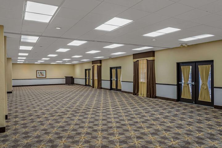 Room 15 of 39
