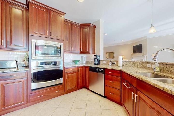 Bayside Resort --- 31738 Lakeview Dr #202A