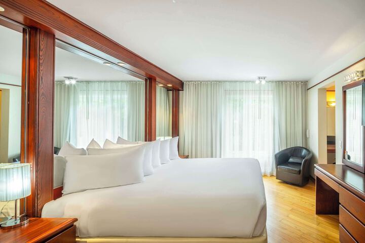 Les Suites de Laviolette an Ascend Collection Hotel