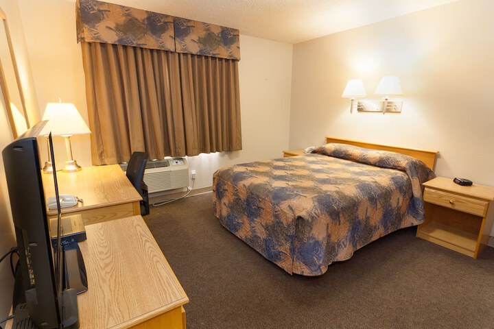 Room 30 of 37