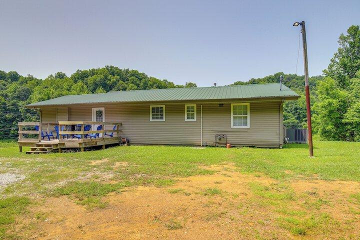 Huntsville Vacation Rental w / Fire Pit