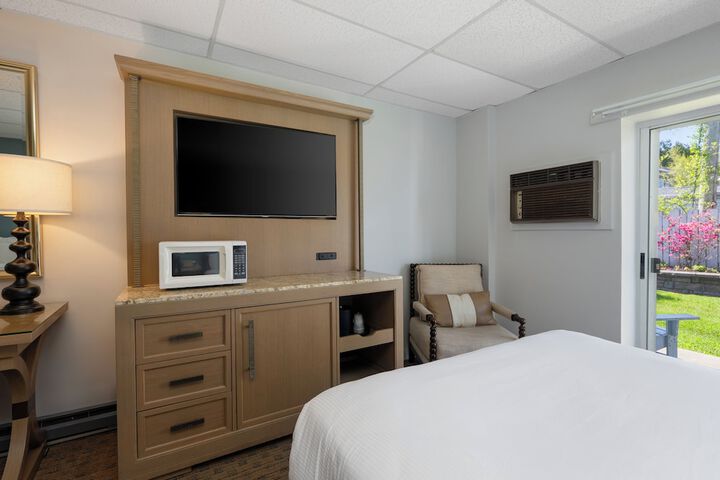 Boothbay Harbor Inn
