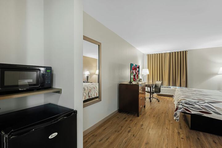 Red Roof Inn Gurnee - Waukegan