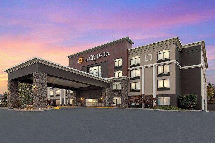 La Quinta Inn & Suites by Wyndham Sevierville / Kodak