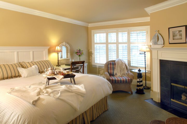 Room 50 of 65