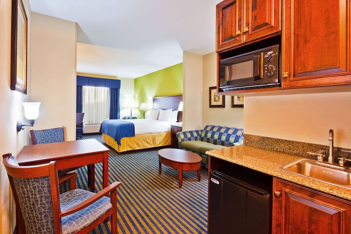 Room 31 of 60