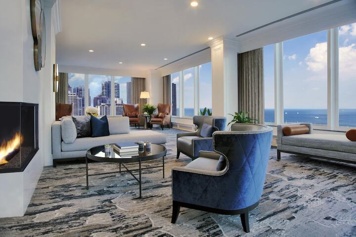 Hilton Chicago