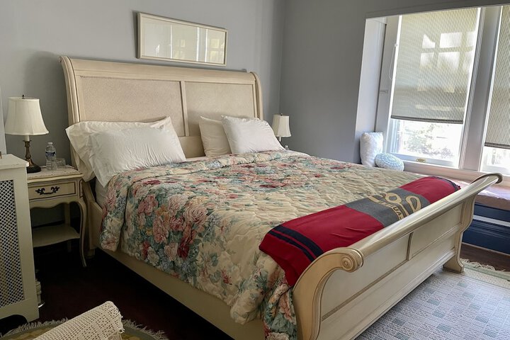 Room 17 of 19