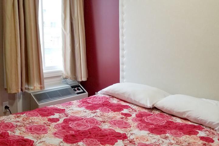 Room 43 of 47