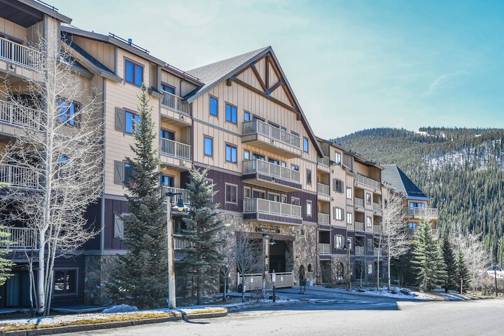 Hotel 18 of 79