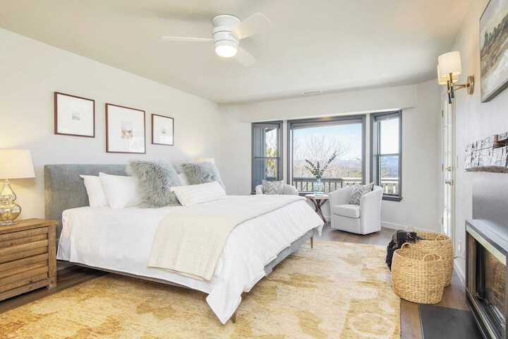 Pollock by Avantstay Stunning Views w / Movie Room Game Room & Large Balcony