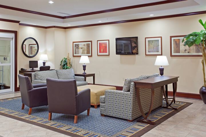Hotel 2 of 33