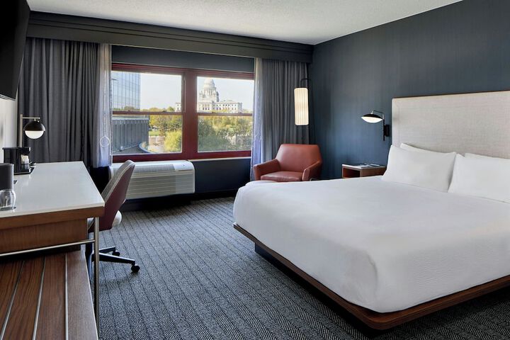 Courtyard by Marriott Providence Downtown