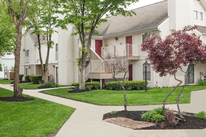 Hawthorn Extended Stay by Wyndham Columbus North