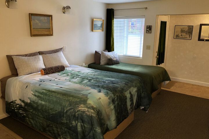 Room 66 of 103
