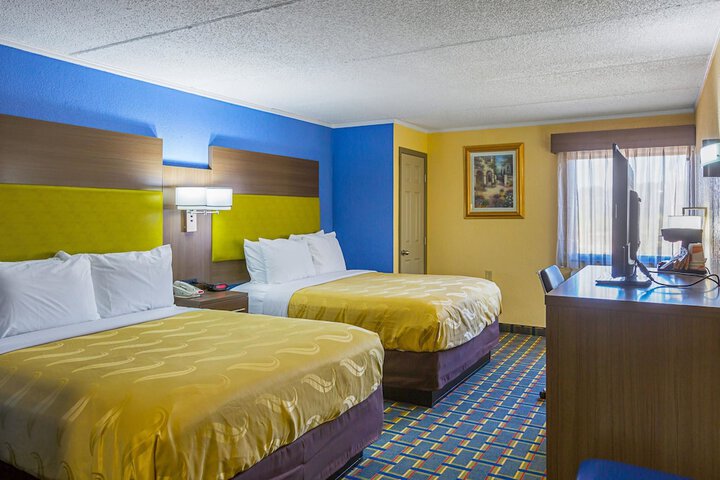 Room 16 of 26