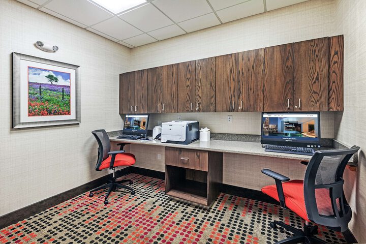 Business Center 54 of 54