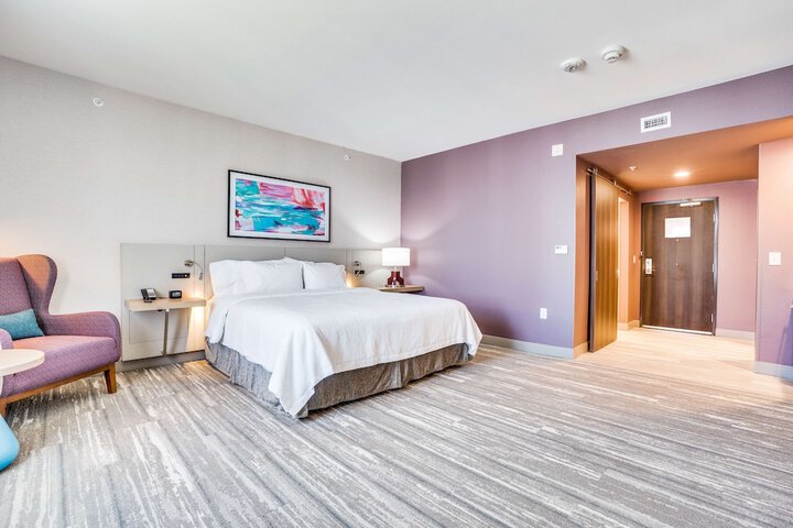 Room 17 of 41
