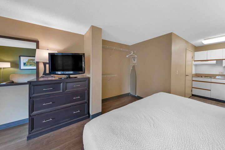 Room 19 of 26