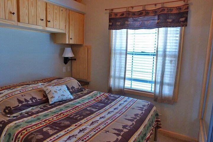 Room 43 of 141