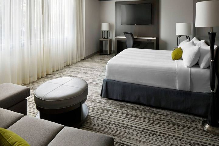 Room 10 of 36