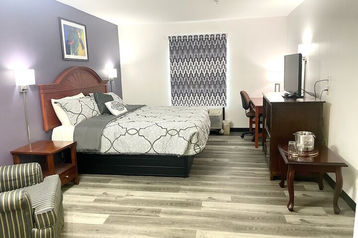Grand Vista Hotel and Suites