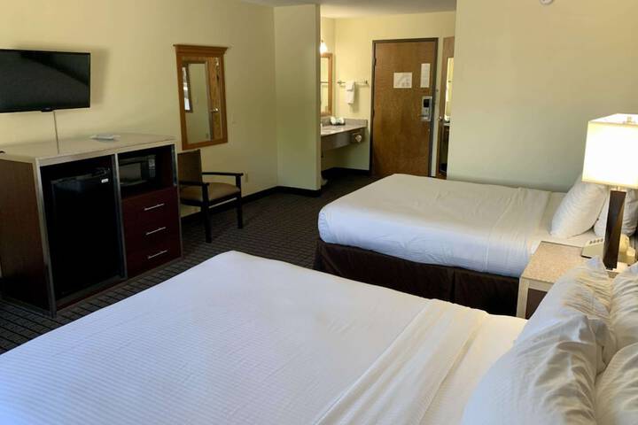 Room 9 of 24
