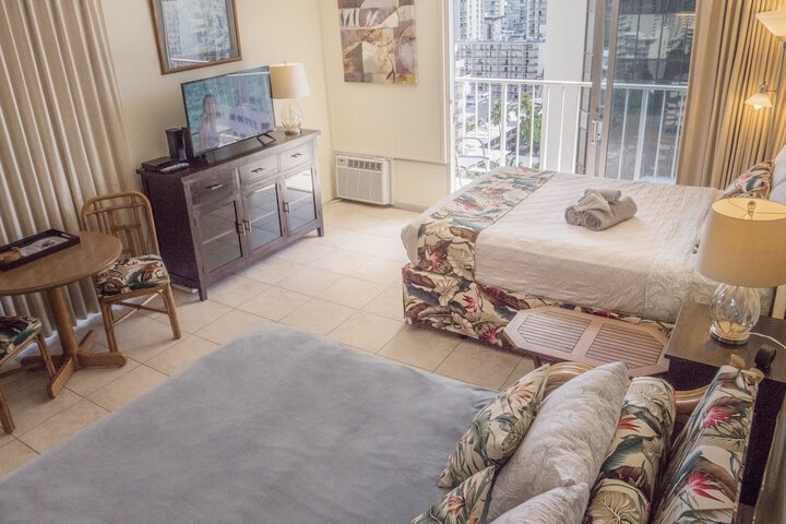 Room 219 of 329