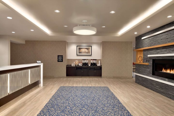 Hotel Interior 6 of 33