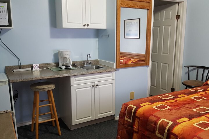 Countryside Inn