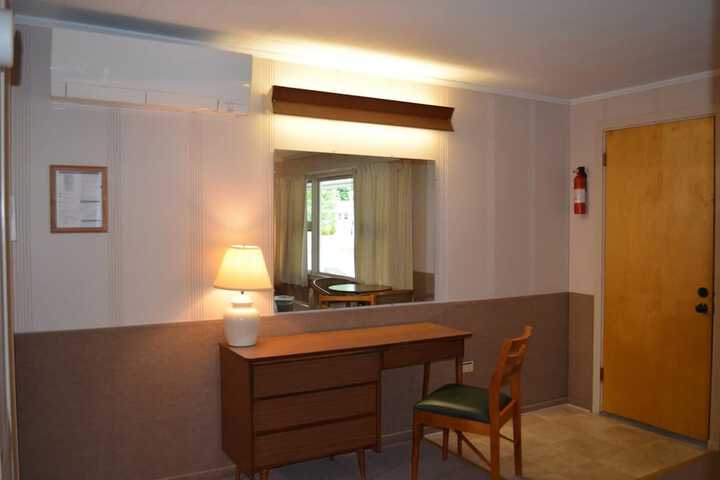 Mount Coolidge Motel