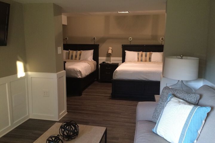 Room 25 of 32