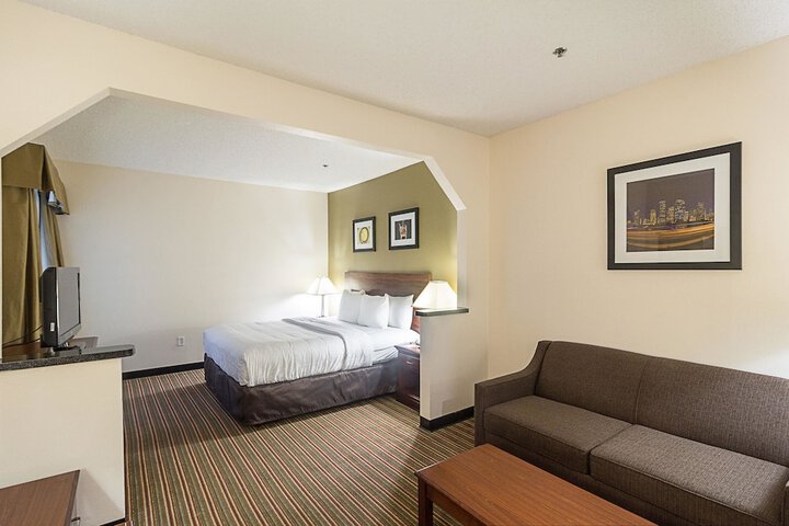 Room 5 of 23