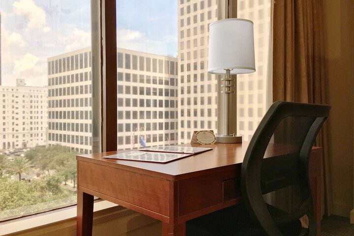 Room 15 of 27