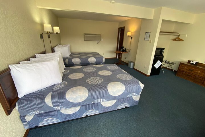 Waterway Inn