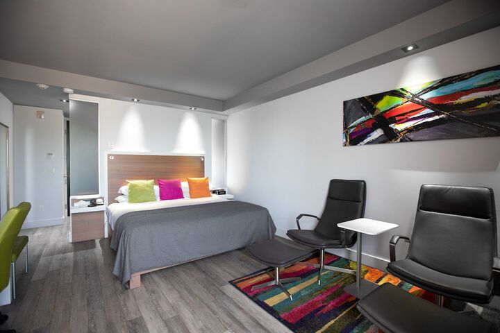 Room 50 of 105