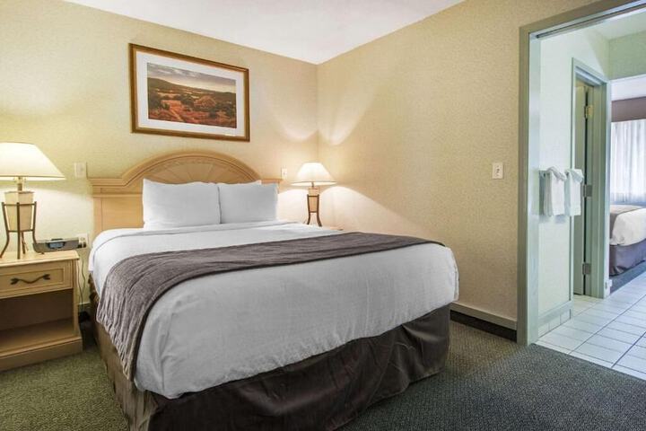 Room 22 of 54