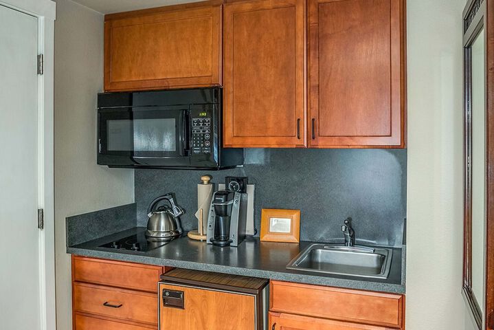 Cannon Beach Hotel Collection
