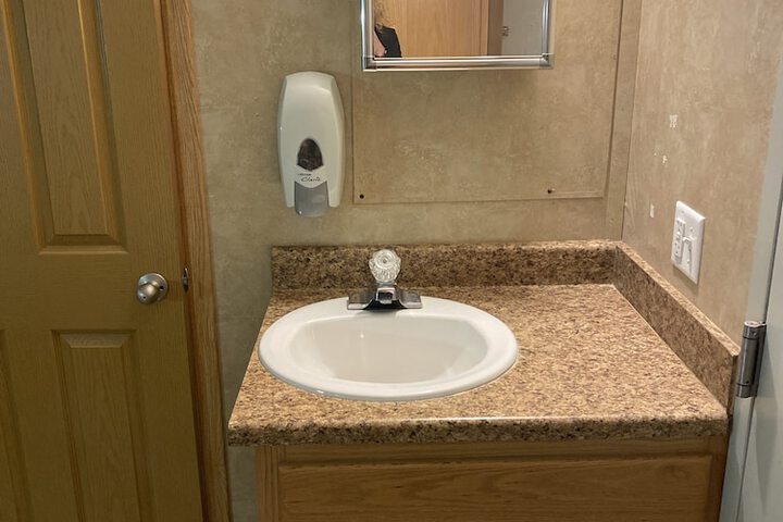 Room 14 of 38