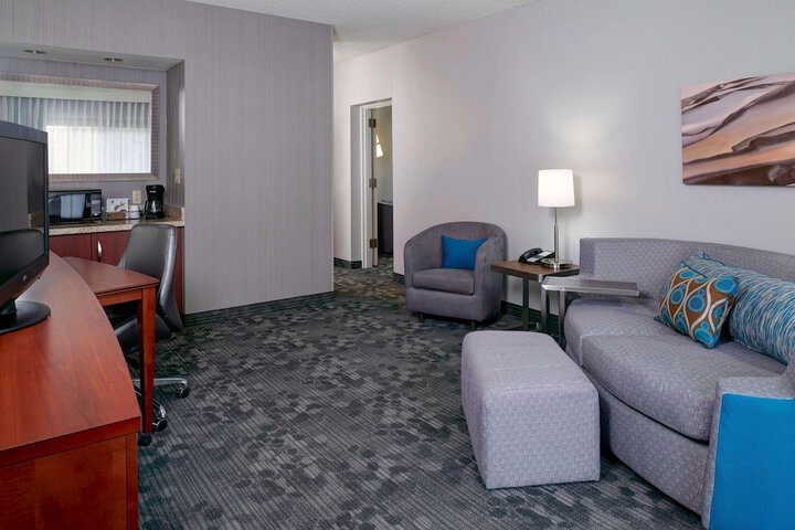 Room 18 of 30