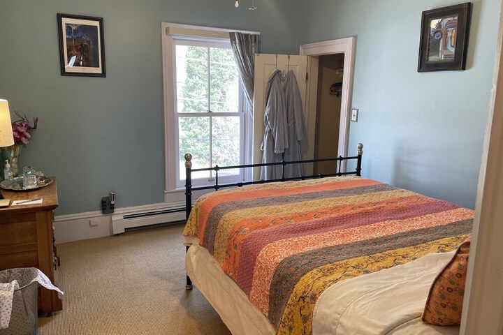 Rose Street Bed & Breakfast