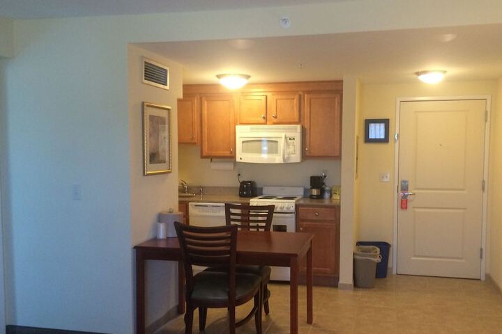 White River Inn and Suites