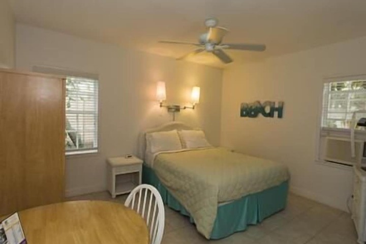 Room 107 of 141