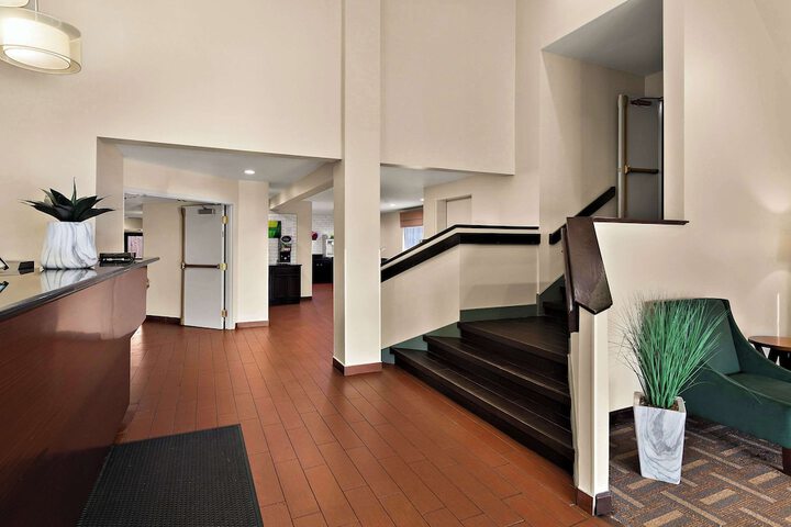 Hotel Interior 10 of 31