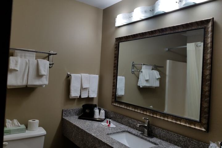 Super 8 by Wyndham Bellefontaine