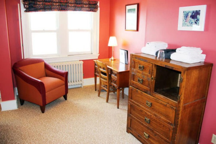 Room 13 of 29