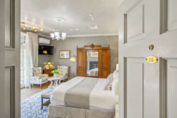 McCully House Inn